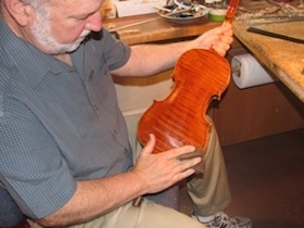 Polishing an instrument